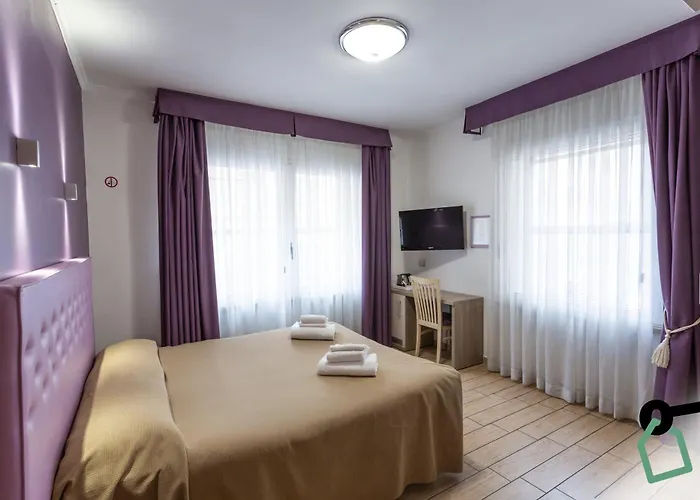 Hotiday Collection - Barberini Apart Otel Roma